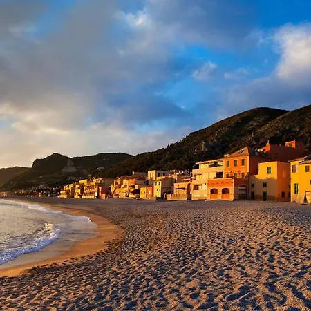 Daire Ligure Nel Centro Storico